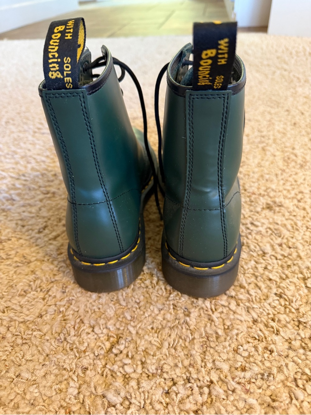 Dr. Marten Smooth Leather Lace Up Boots sz 9 women 8 men - Picture 7 of 8